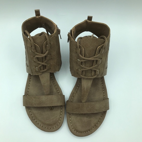 NWT Sugar Watercress Embroidered Sandals - Picture 3 of 7